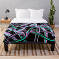 Abstract chain pattern plush blanket for cozy home decor