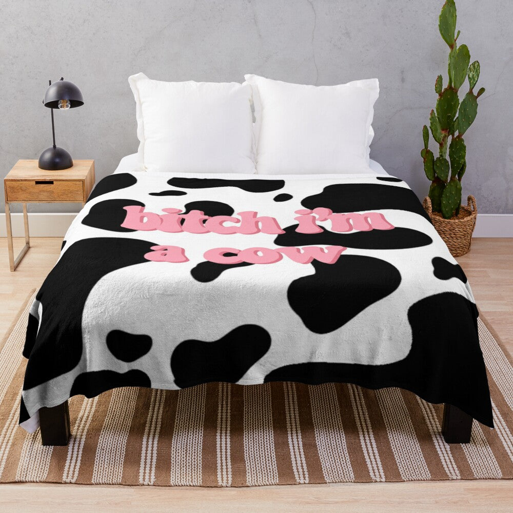 Cozy cow print plush blanket