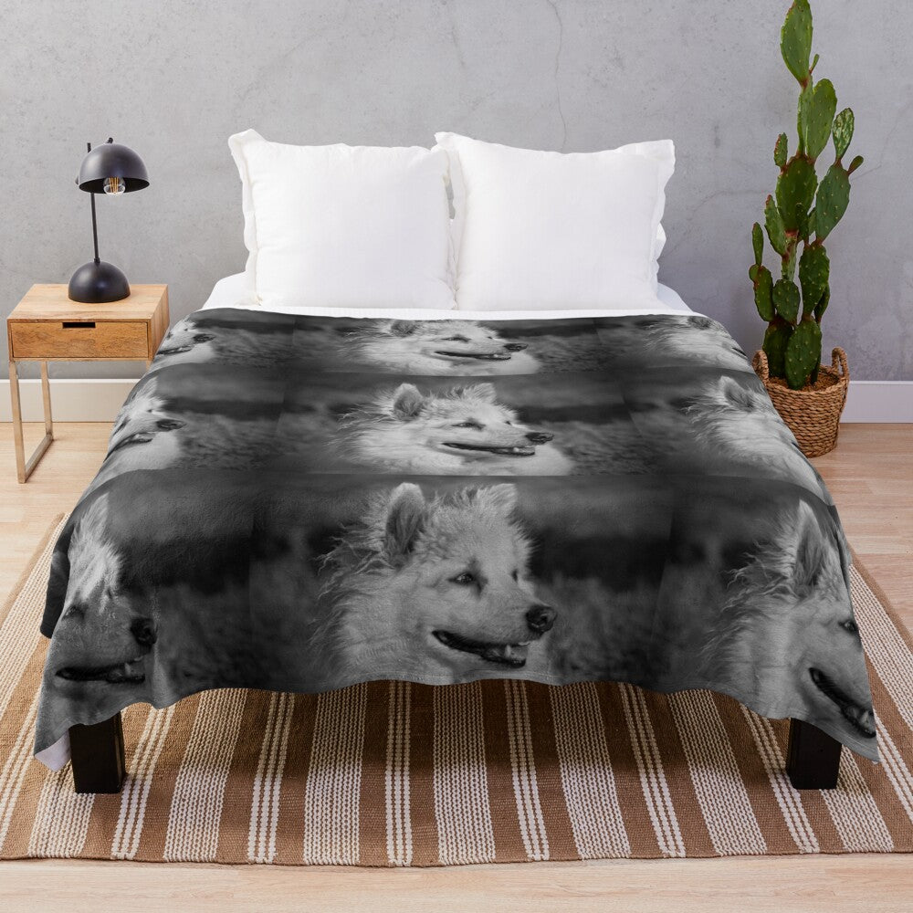 Soft and cozy plush blanket featuring a cute American Eskimo dog portrait