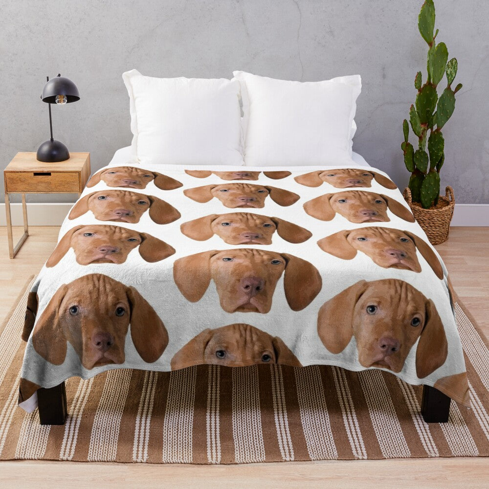 Colorful Hungarian Vizsla dog breed plush blanket