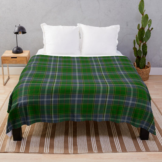 Cozy plush tartan blanket featuring the Clan Pringle tartan pattern