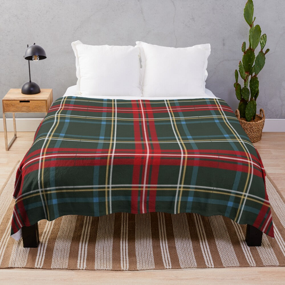 Soft and warm Scottish tartan pattern plush blanket