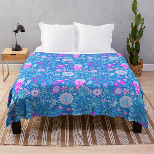 Cartoon flower print plush blanket with cute, colorful floral design