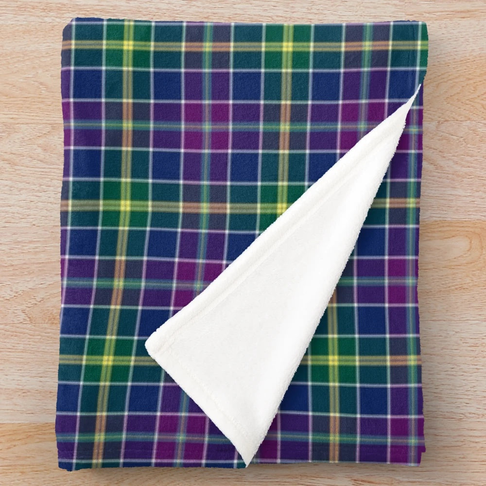 Clan Yule Tartan Plush Blanket with Soft, Colorful Scottish Pattern