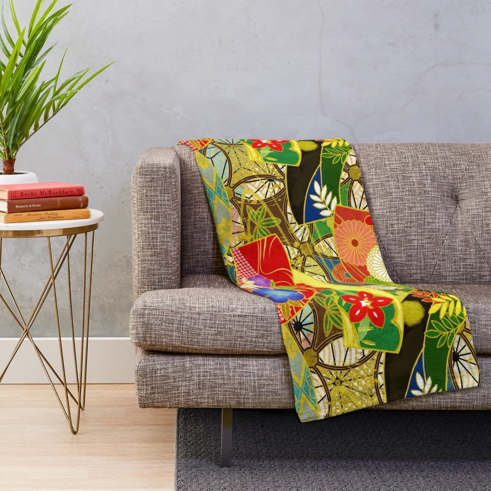Soft and plush summer flowers blanket with vibrant floral design