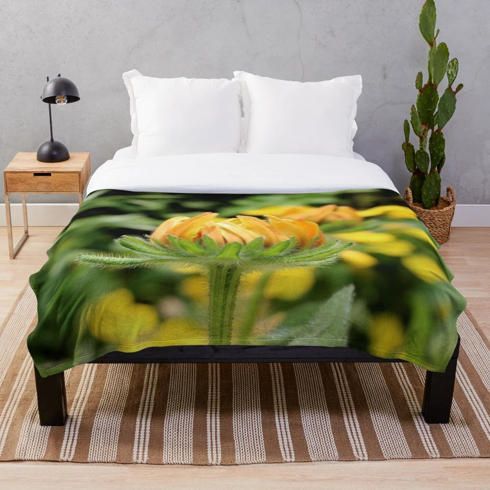 Soft and plush flower-patterned blanket