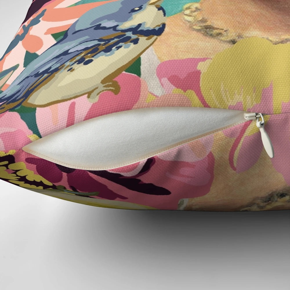 Decorative pillow featuring a vibrant portrait of Mexican artist Frida Kahlo
