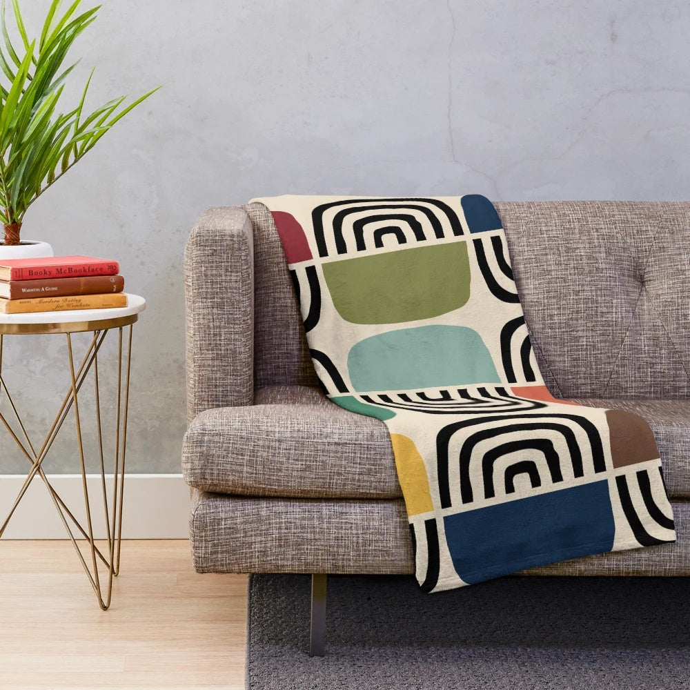 Mid-Century Modern Inspired Plush Blanket with Geometric Pattern
