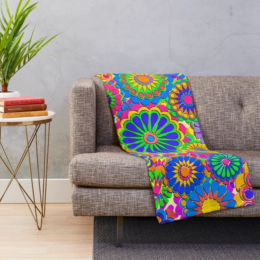 Colorful retro floral pattern plush blanket