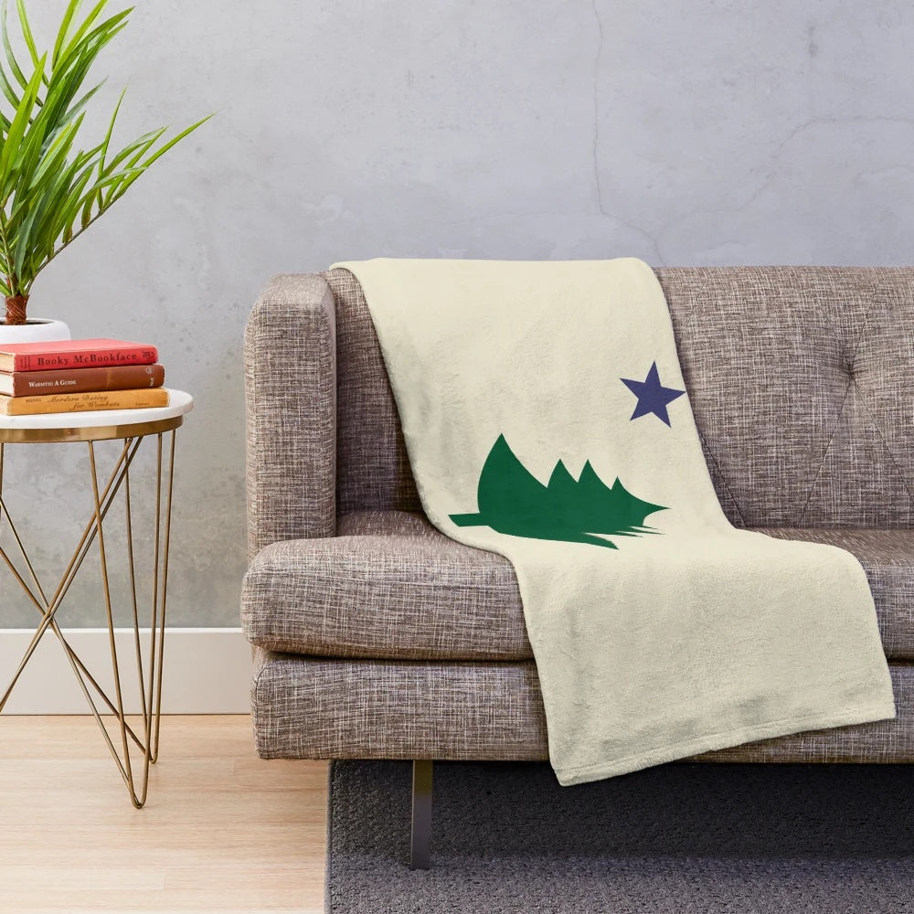 Vintage 1901 Maine State Flag with Pine Tree and Star Plush Blanket