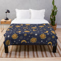 Vintage celestial pattern plush blanket