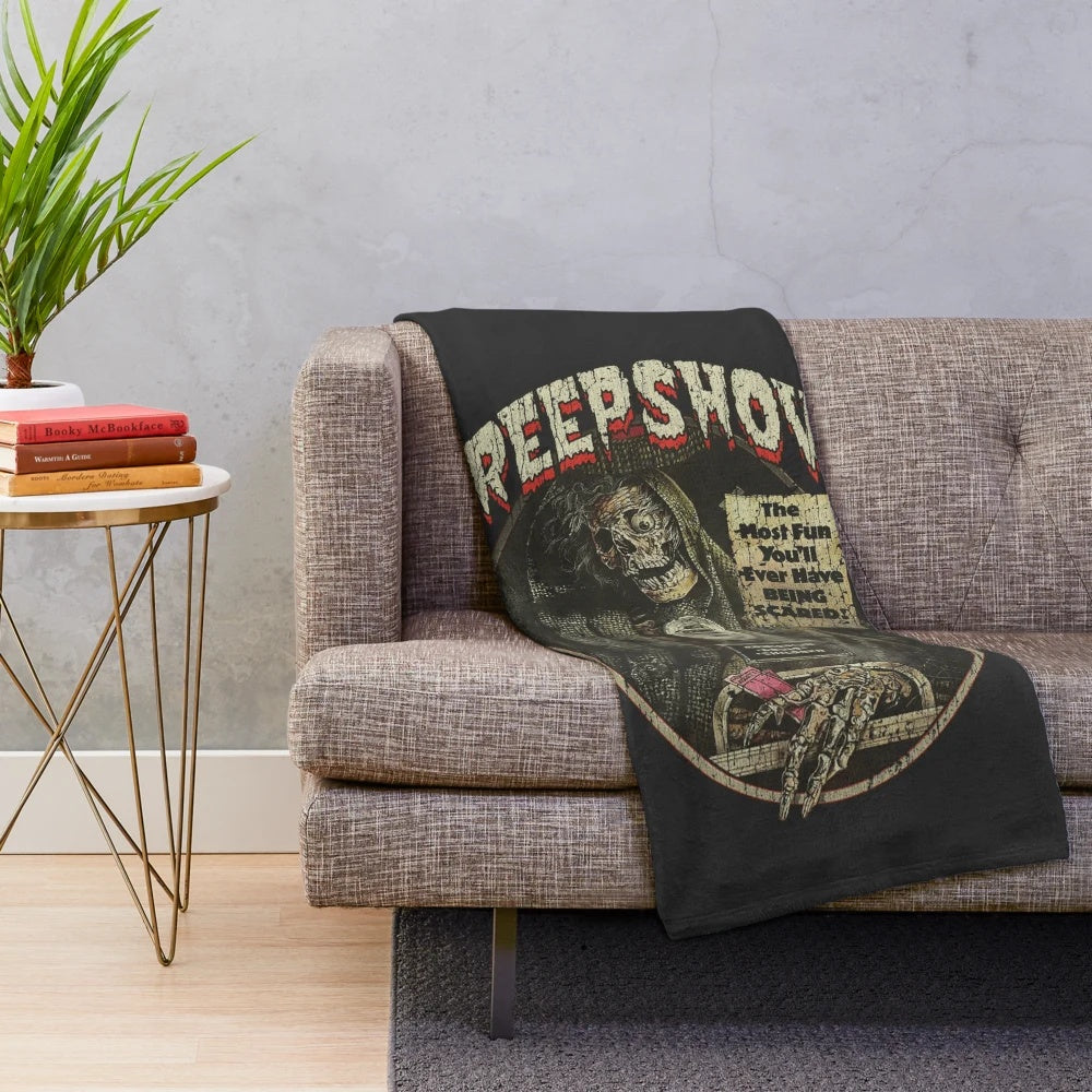 Vintage-Inspired Creepshow 1982 Plush Blanket with Horror Movie Imagery
