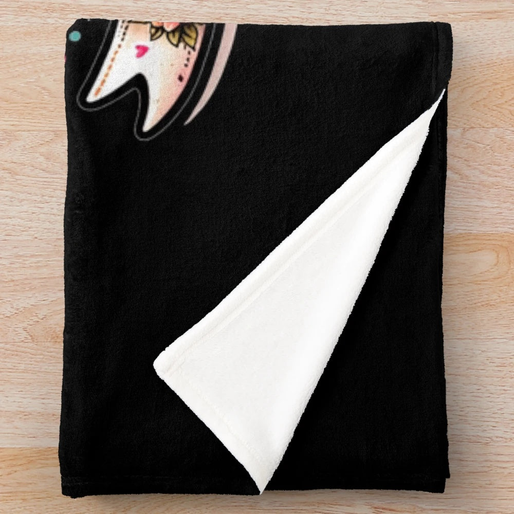 Vintage-inspired plush blanket featuring a watercolor pumpkin design for cozy autumn style
