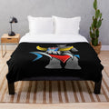 Vintage-inspired Goldorak/Grendizer plush blanket with retro anime robot design