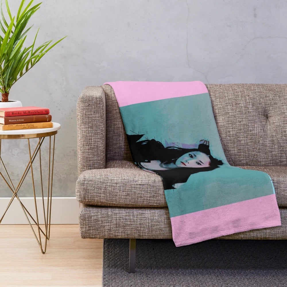 Vintage-Inspired Boa Plush Blanket