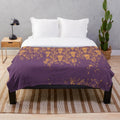 Vintage patterned plush blanket with grunge effect