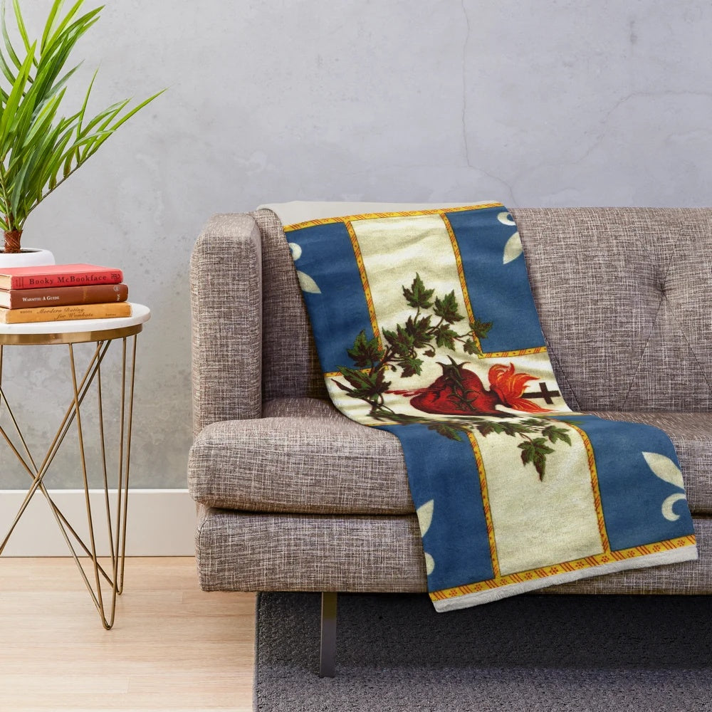 Vintage Quebec flag plush blanket with fleurs de lys design