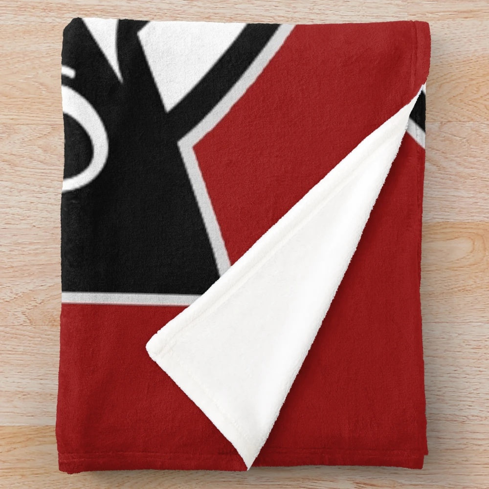 Soft and cozy plush blanket featuring the iconic Studebaker wheel logo in a retro design