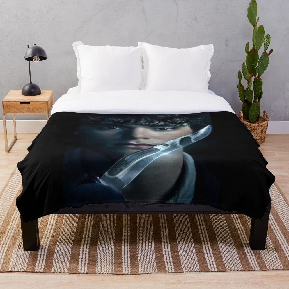 Vintage-style plush blanket featuring a character from the Scream movie franchise