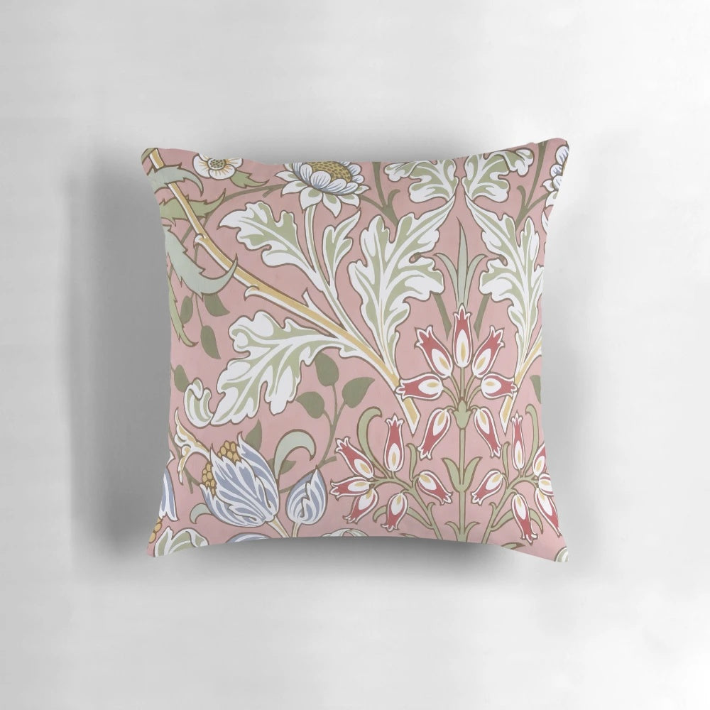 Vintage William Morris Floral Botanical Pattern Throw Pillow