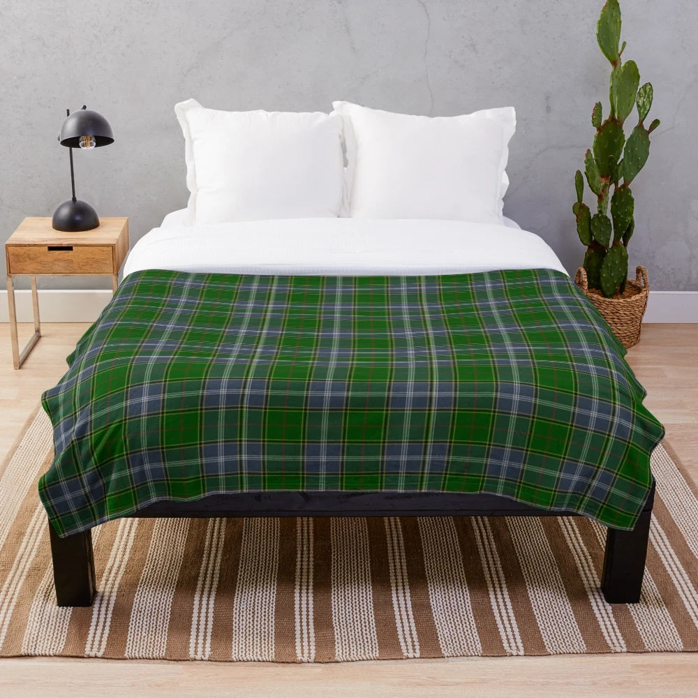 Cozy plush tartan blanket featuring the Clan Pringle tartan pattern