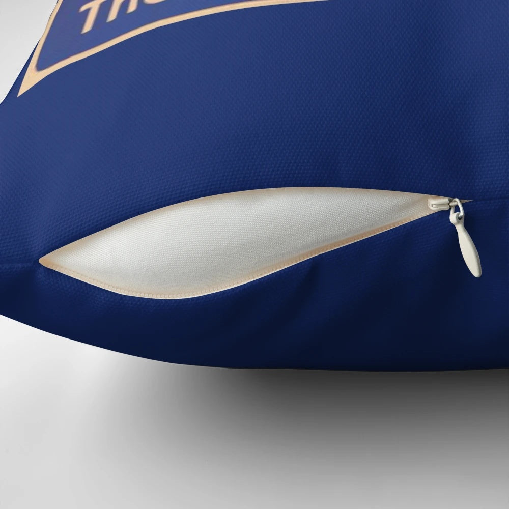 Cozy Maine Pillow with Welcoming Design