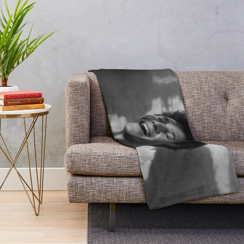Wincent Weiss-inspired plush blanket featuring the singer's name and musical elements